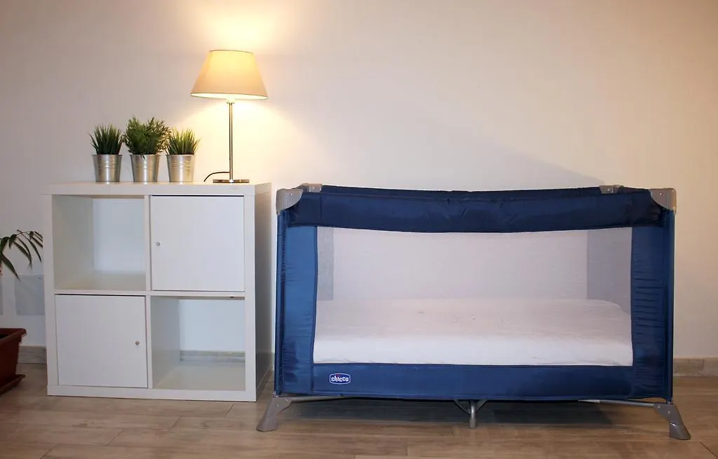 Apollo Home Katánie
